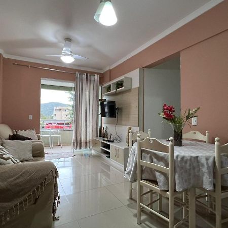 Apartamento 2 Dorm. Em Bombas Sc Бомбіняс Екстер'єр фото
